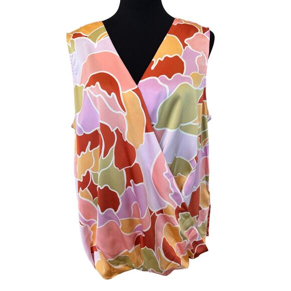 New ~ HALOGEN ~  Canyon Sunset Pattern Surplice Sleeveless Top Plus Size 2X - Picture 1 of 8